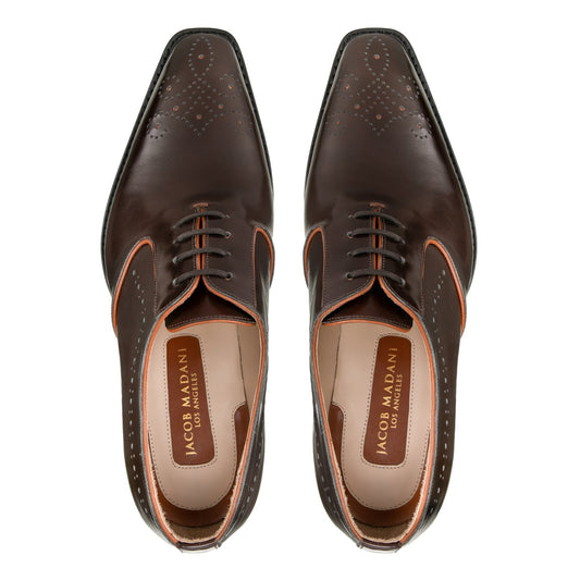 Perforated Oxford With Piping Detail