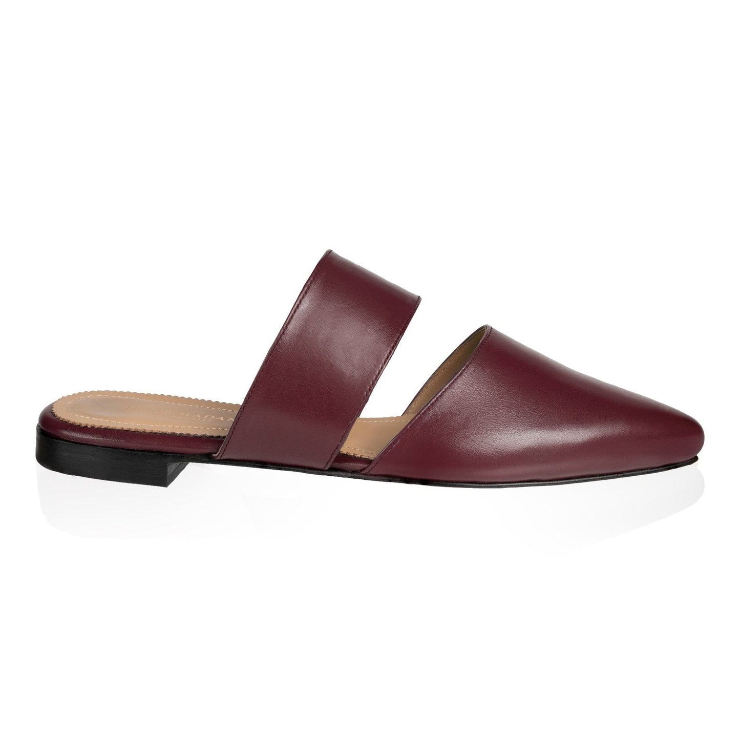 Pointy-toe Flats Mule in Calfskin