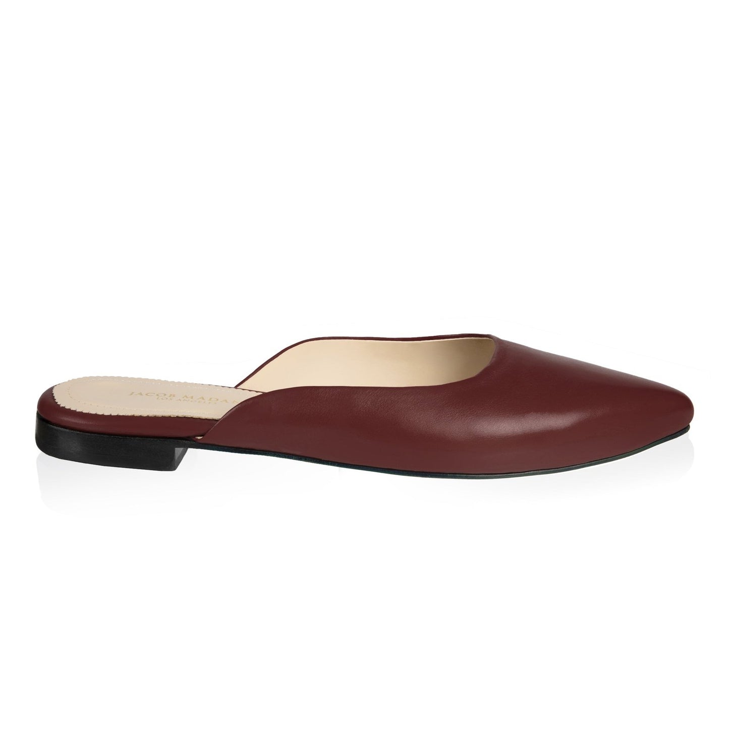 Pointy-toe Flat Mule in Calfskin with Hidden Seam Design